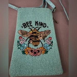 Crossbody bag with Bee
